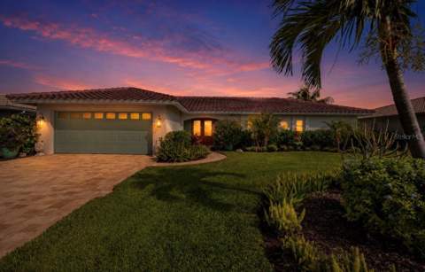2011 Michigan Avenue, St Petersburg FL - photo 6 of 6