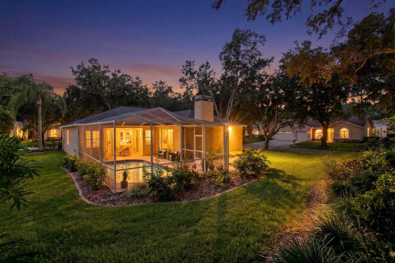 3 bedroom Single Family Residence at 9302 Knightsbridge Court, Hunters Green Prcl 18A Phas, Tampa — photo 4