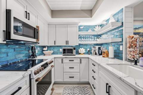2055 Gulf Of Mexico Drive #G2-213, Longboat Key FL - photo 9 of 66