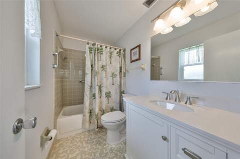 1529 Allegheny Drive, Sun City Center FL - photo 18 of 30