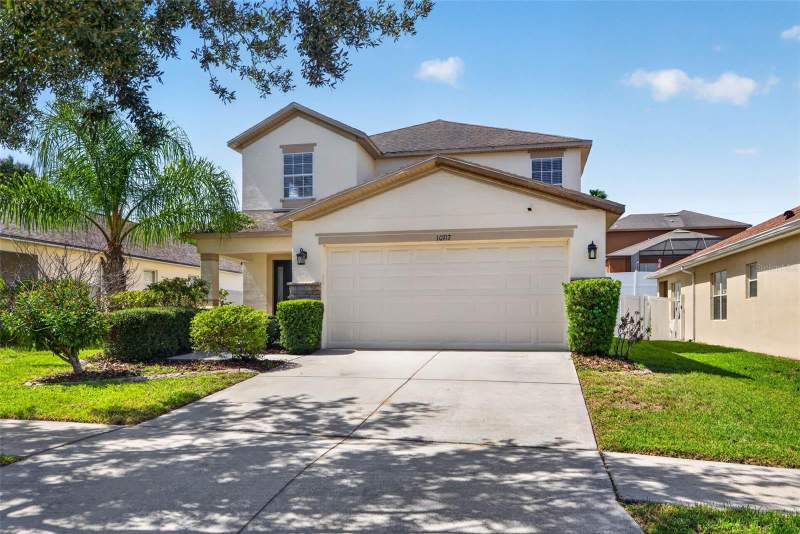5 bedroom Single Family Residence at 10717 Shady Preserve Drive, Shady Creek Preserve Ph 1, Riverview — photo 2