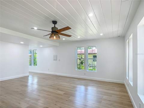 8781 S Lakeshore Drive, Floral City FL - photo 17 of 45
