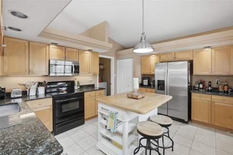 4989 162nd Avenue, Clearwater FL - photo 14 of 35