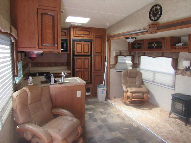 3 bedroom Manufactured Home at 1950 SE 185th Terrace, Mil Dam, Silver Springs — photo 3