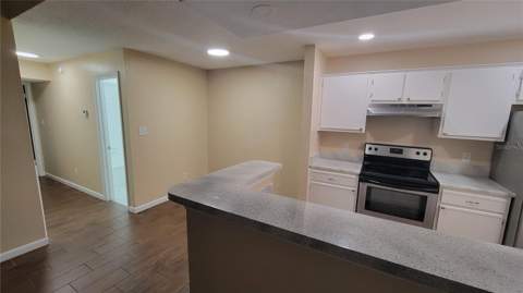 5600 Devonbriar Way #N202, Orlando FL - photo 7 of 43