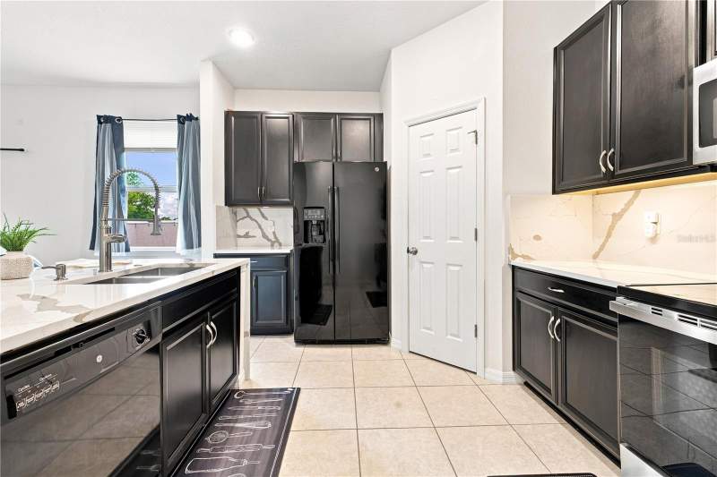 3 bedroom Single Family Residence at 1045 Dudley Drive, Poinciana Village 2 Nbhd 1, Kissimmee — photo 5