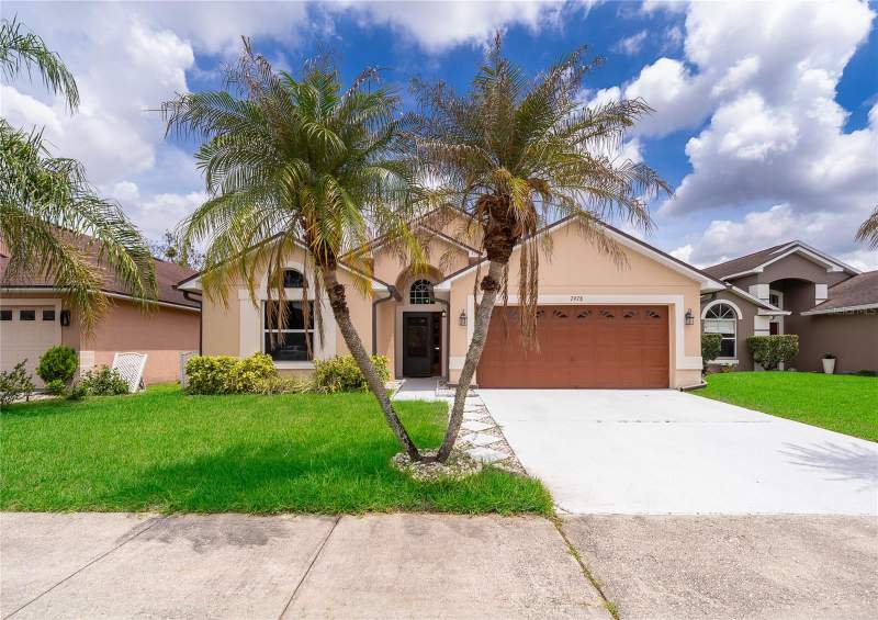 4 bedroom Single Family Residence at 7978 ELMSTONE CIRCLE, WOODSTONE SUB, ORLANDO — photo 2