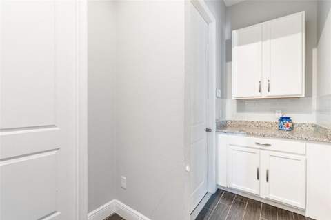 8324 Ludington Circle, Orlando FL - photo 16 of 59