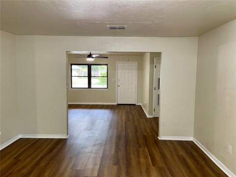 1715 NE 6th Place, Gainesville FL - photo 7 of 27
