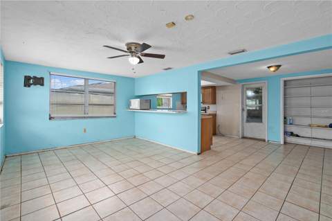 4934 Daphne Street, New Port Richey FL - photo 10 of 27