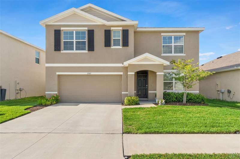 33567 HAMILTON HILL LANE home for sale in Avalon Park West North