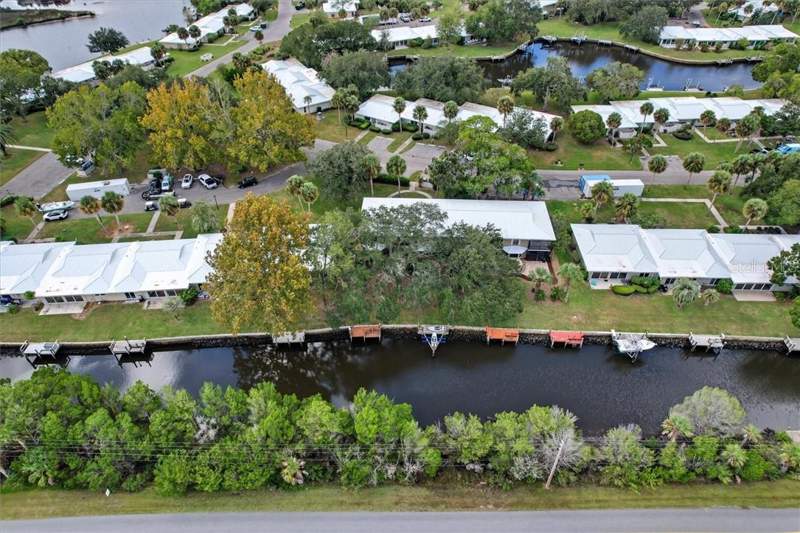 2 bedroom Condominium at 11322 W Bayshore Drive, Crystal River, Crystal River — photo 5