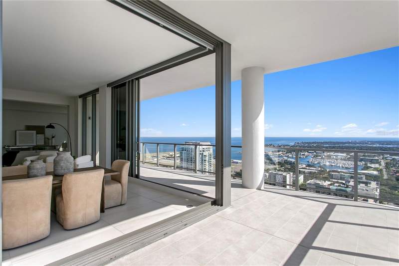 3 bedroom Condominium at 275 1st Avenue #4004, Art House Condominium, St Petersburg — photo 5