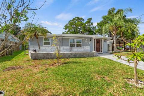 7235 Maryland Avenue, Hudson FL - photo 6 of 51