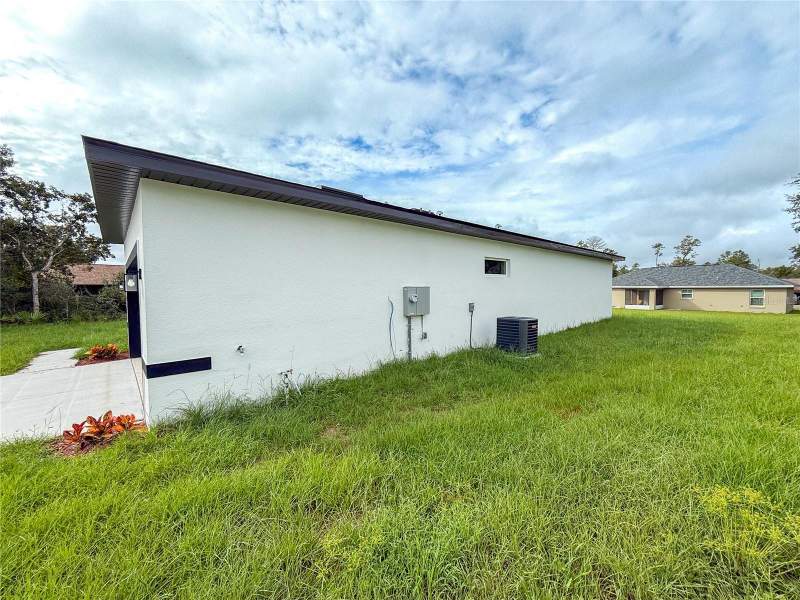 4 bedroom Single Family Residence at 15716 SW 46th Avenue Road, Marion Oaks Un 05, Ocala — photo 3