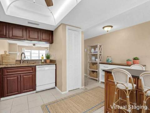 151 Lakeview Way #151, Oldsmar FL - photo 6 of 6