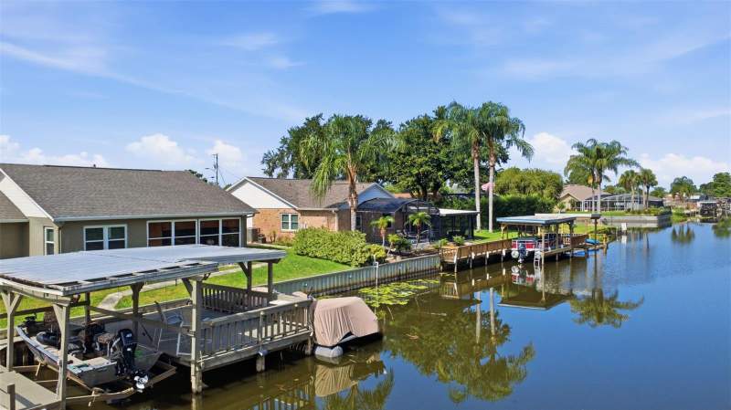 2 bedroom Single Family Residence at 26638 E Cove Drive, Lake Harris Shores, Tavares — photo 3