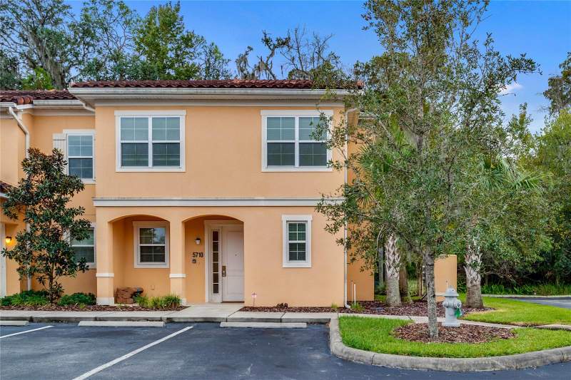 5710 OLGA STREET home for sale in Regal Oaks At Old Town