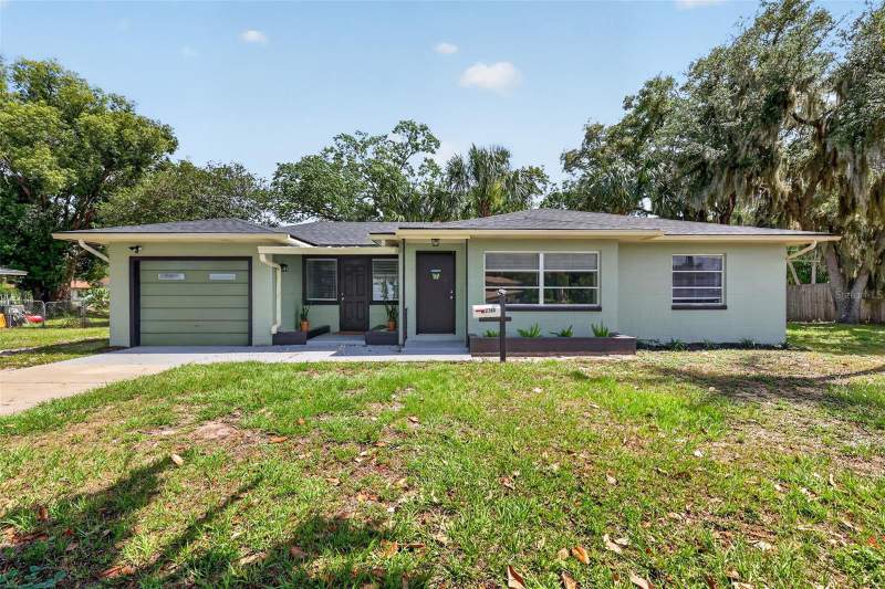 2 bedroom Single Family Residence at 2760 Westland Road, Sylvan Shores, Mount Dora — photo 2