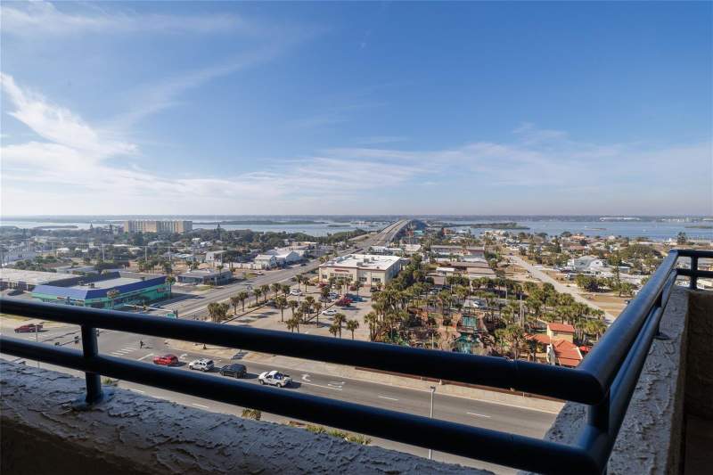 2 bedroom Condominium at 3425 S Atlantic Avenue #1102, Towers 10 Condo, Daytona Beach — photo 5