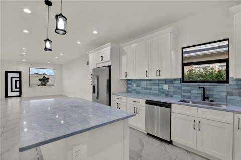 2725 W Green Street, Tampa FL - photo 7 of 28