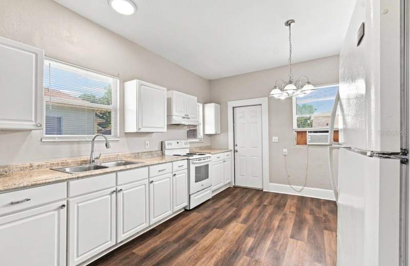 2 bedroom Single Family Residence at 1140 10th Avenue, Serviss Sub, St Petersburg — photo 2