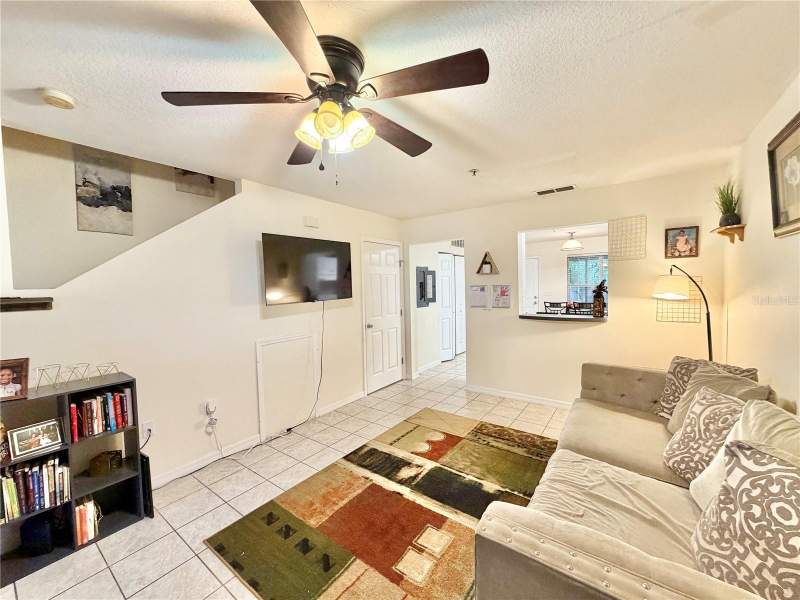 2 bedroom Townhouse at 4680 SW 48th Way #120, Hailey Forest Condominium, Gainesville — photo 4