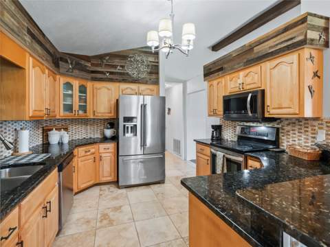 15600 SE 47th Avenue, Summerfield FL - photo 16 of 50