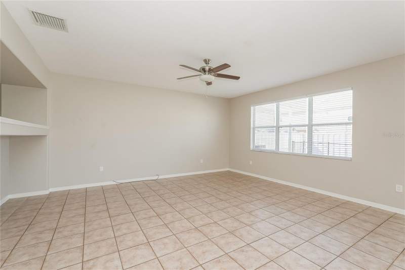 4 bedroom Single Family Residence at 12125 Fox Bloom Avenue, South Bay Lakes Unit 1, Gibsonton — photo 5