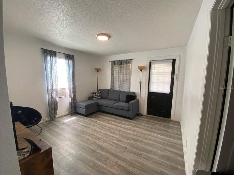 2 bedroom Single Family Residence at 1835 W Greenwood Street, Idlewild Resub Units 01 02 & 03, Lakeland — photo 5