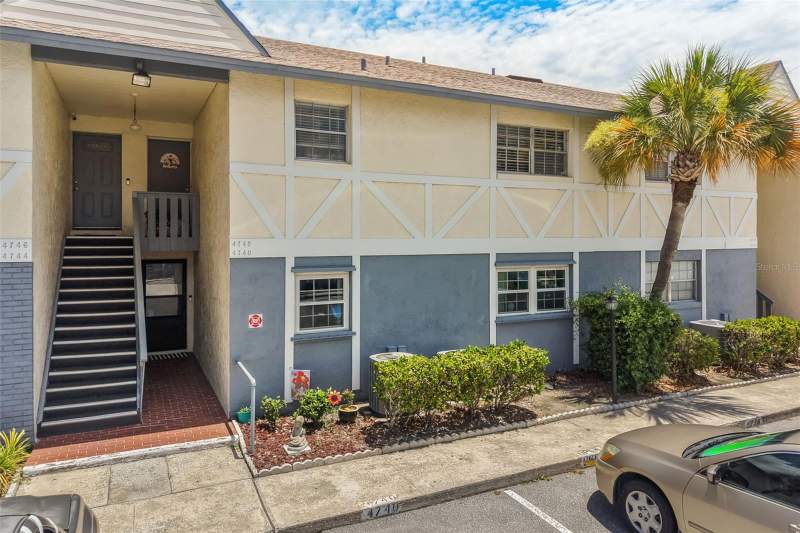 4740 AVON COURT #4740 home for sale in Heather Hall Condos for Sale: 4 Units, Median $115K