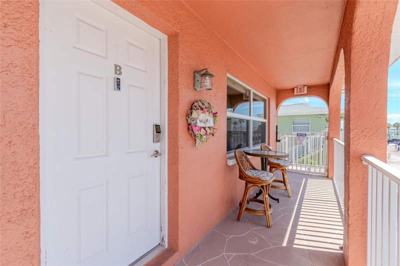 2 bedroom Condominium at 5605 Shore Boulevard #1B, Beachwalk Condo Gulfport, Gulfport — photo 3