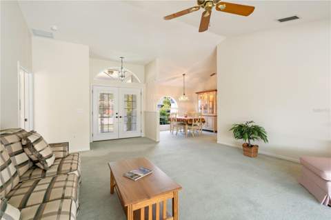 5628 Cynthia Lane, Sarasota FL - photo 8 of 59