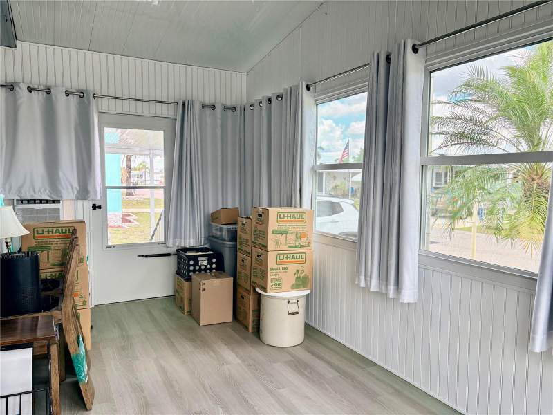 2 bedroom Manufactured Home at 2787 Breezewood Drive, Laurel Estates, North Fort Myers — photo 4