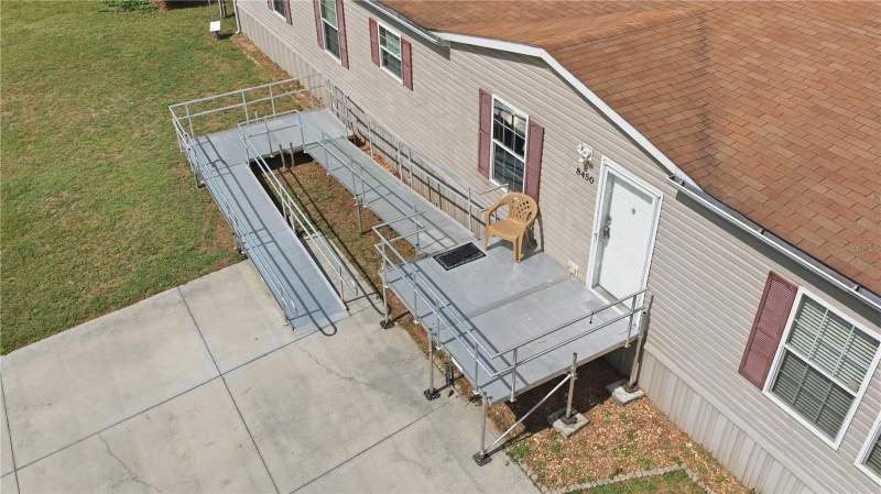 4 bedroom Manufactured Home at 8450 NW 15th Avenue, Concordia Park Un 01, Ocala — photo 4