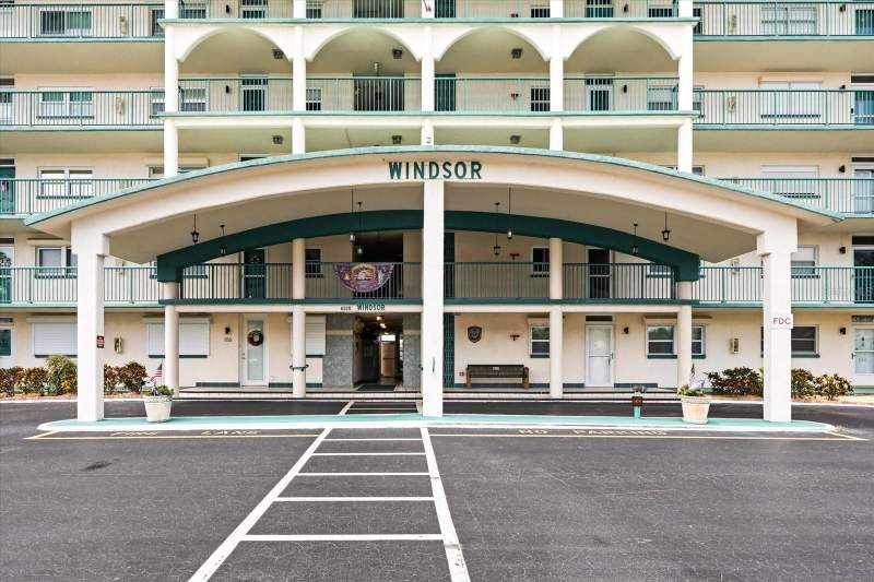 2 bedroom Condominium at 6020 Shore Boulevard #1002, Town Shores Of Gulfport, Gulfport — photo 4