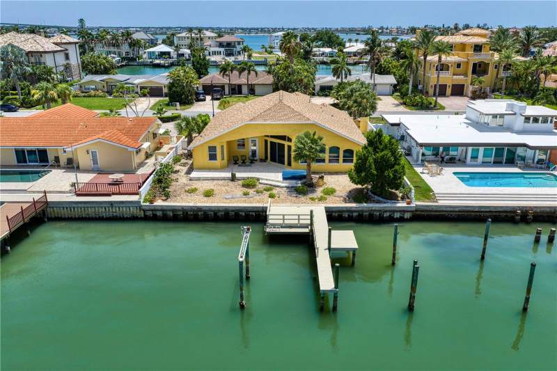 3 bedroom Single Family Residence at 115 Aleta Drive, Bellevue Estates Island 3rd Add, Belleair Beach — photo 5