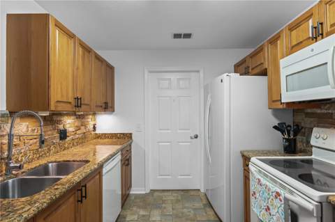 1842 Concordia Lake Circle #1102, Cape Coral FL - photo 13 of 56