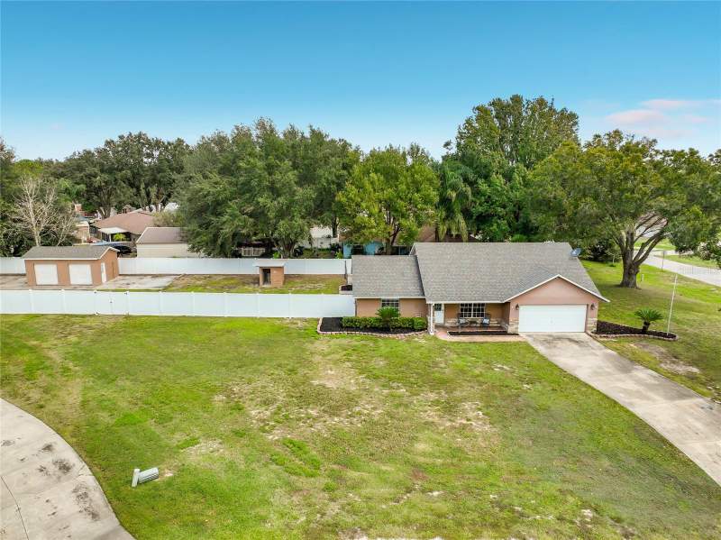 3 bedroom Single Family Residence at 9913 Janette Ln, Rolling Hills Sub, Clermont — photo 3