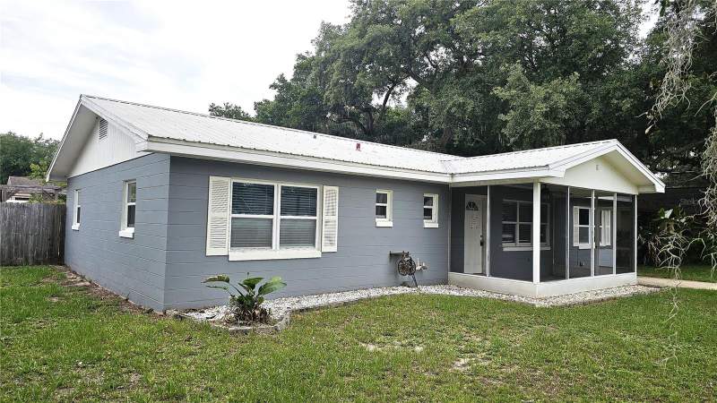 4 bedroom Single Family Residence at 314 WOODLAND DRIVE, JOANNA SHORES, EUSTIS — photo 2