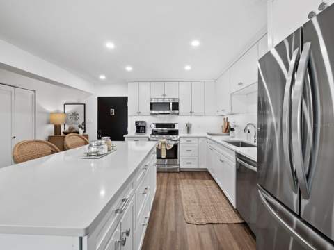 5055 Gulf Of Mexico Drive #115, Longboat Key FL - photo 14 of 41