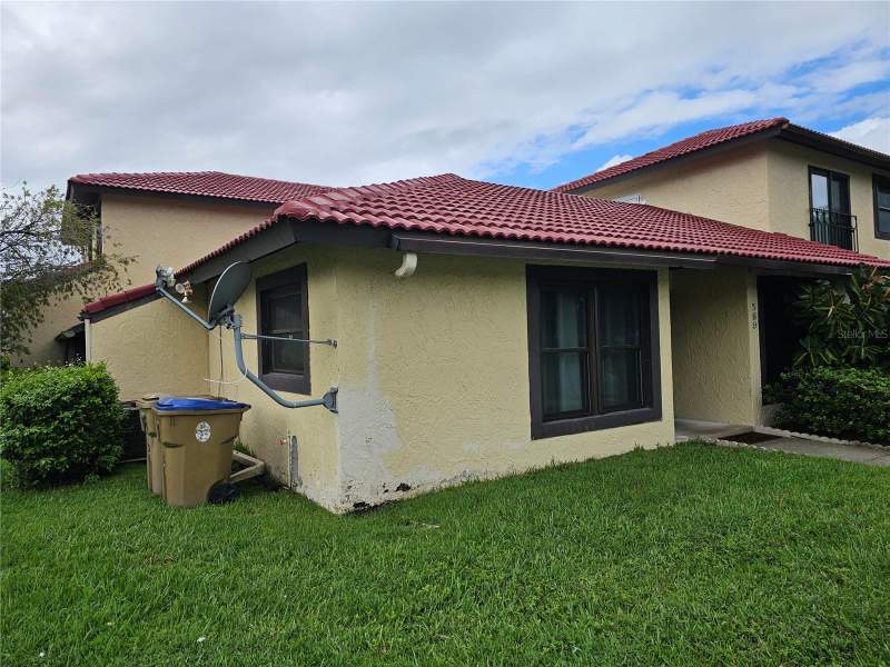 2 bedroom Villa at 569 HUNTER CIRCLE, COOPERSMITH VILLAGE AT POINCIANA, KISSIMMEE — photo 1