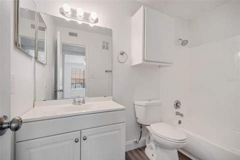 5530 Chrishire Way #D109, Orlando FL - photo 22 of 41