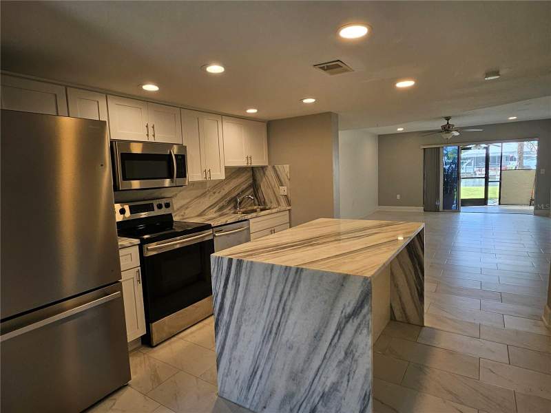 2 bedroom Condominium at 1028 Apollo Beach Boulevard #19, Anchor Point A Condo, Apollo Beach — photo 2
