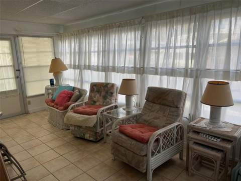 201 Royal Palm Circle, Largo FL - photo 13 of 28