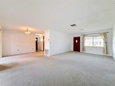 13225 Country Club Drive, Tavares FL - photo 11 of 60
