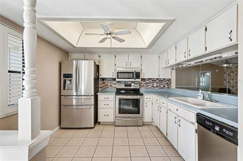 38345 Cottonwood Place #38345, Zephyrhills FL - photo 6 of 24