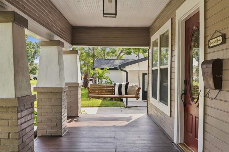 2 bedroom Single Family Residence at 714 W Peninsular Street, Buffalo Heights, Tampa — photo 3