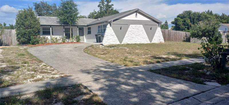 1019 PENINSULA ROAD home for sale in Gulfview Ridge