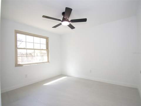 9409 Lonsdale Court, Tampa FL - photo 16 of 30
